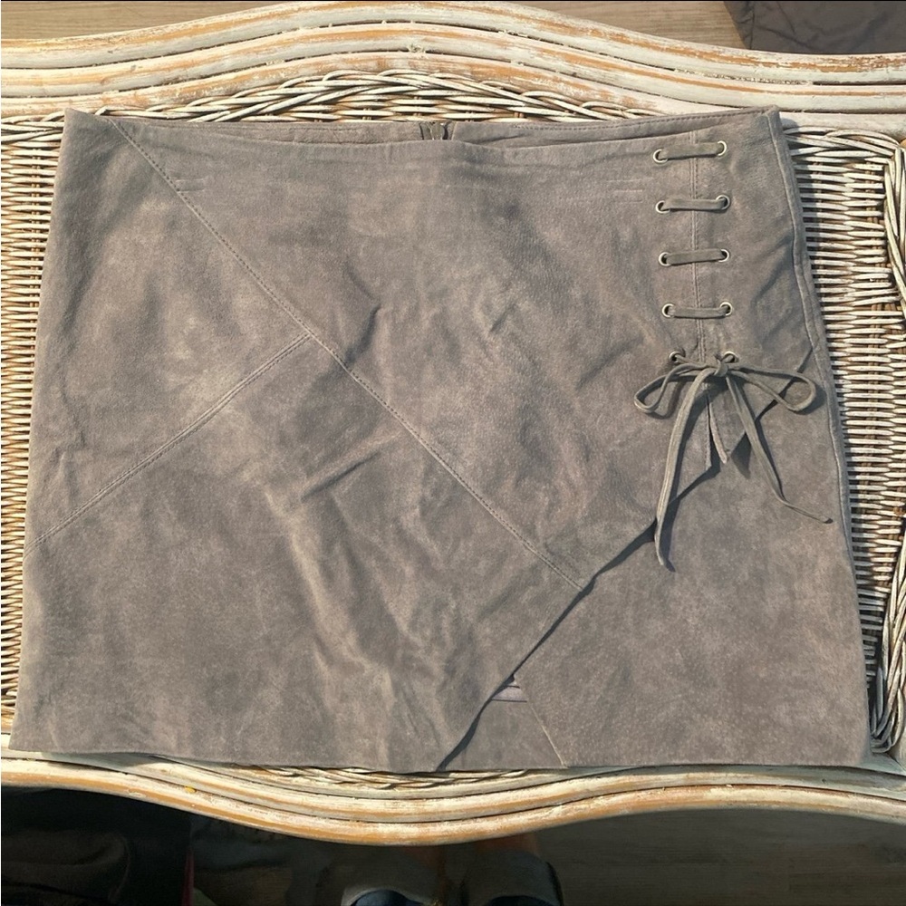 BlankNYC Skirt | Suede Leather | Size 30 | like new